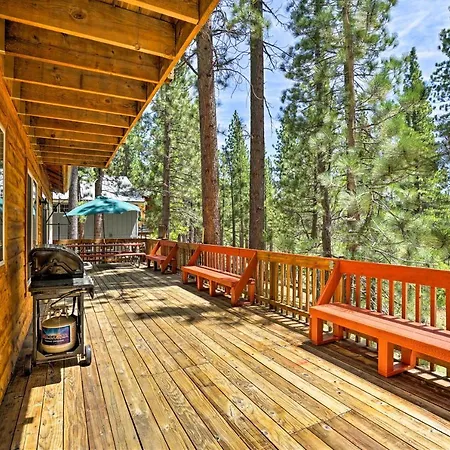 South Lake Tahoe Home With Deck 4 Mi To Heavenly!